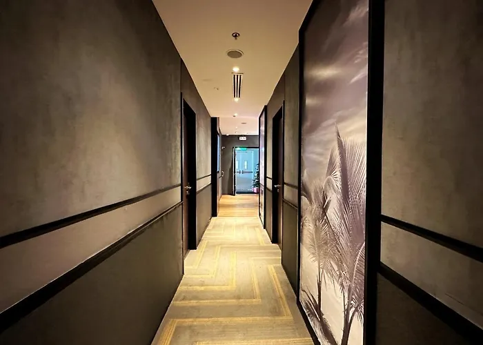 ホテル Aerotel Cebu 3*